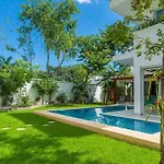 Luxury Private 3Bed Villa, Garden, Pool,Security